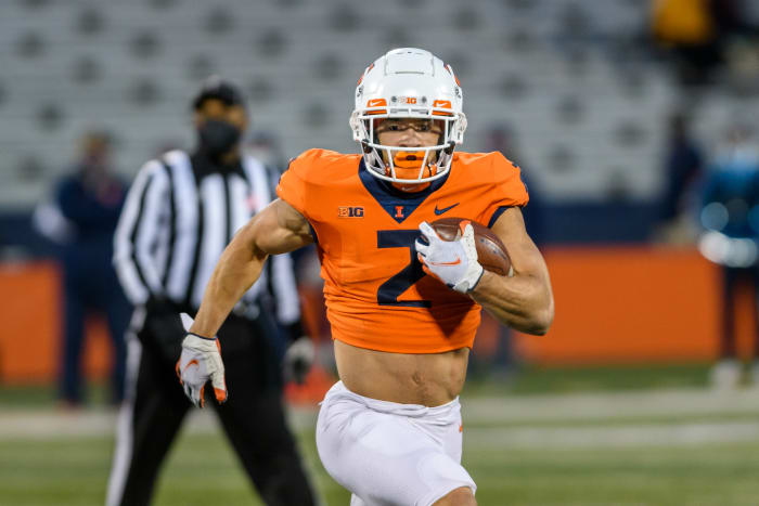 Illinois junior tailback Chase Brown finished the 2021 spring game on April 19 with 80 rushing yards on 10 carries and two touchdowns.